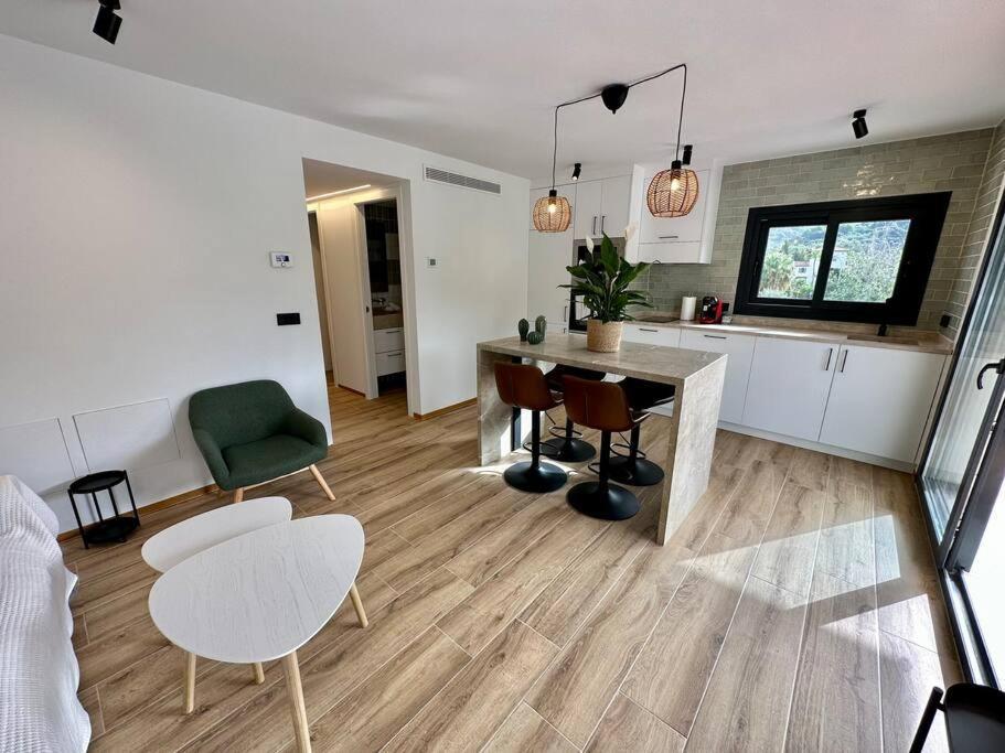 Apartament Moderno Con Gran Terraza