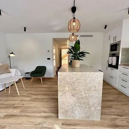 Apartamento Moderno Con Gran Terraza
